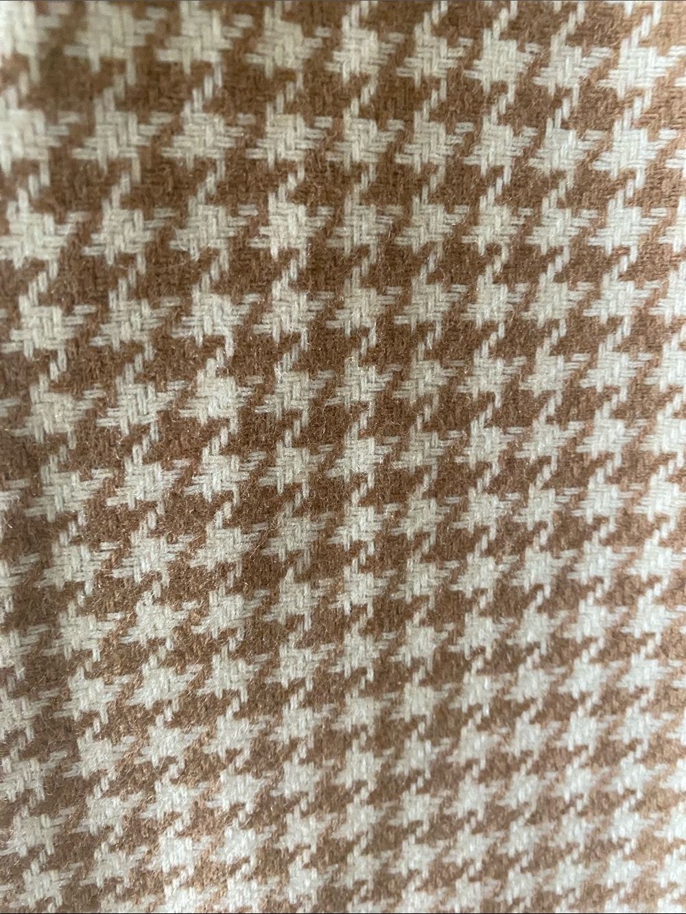 LOFT Tan & Cream Houndstooth Pencil Skirt - Picture 3 of 8